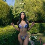 Kenia Os Instagram - y luego dime a que te sabe 🍬 #1 mv globales bb graaacias Los Angeles, California