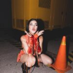 Kenia Os Instagram – Show time bby! 🌷🌷🧡
Mañana regreso a mi lugar feliz ultimassss fechas de K23 Mx Mexico