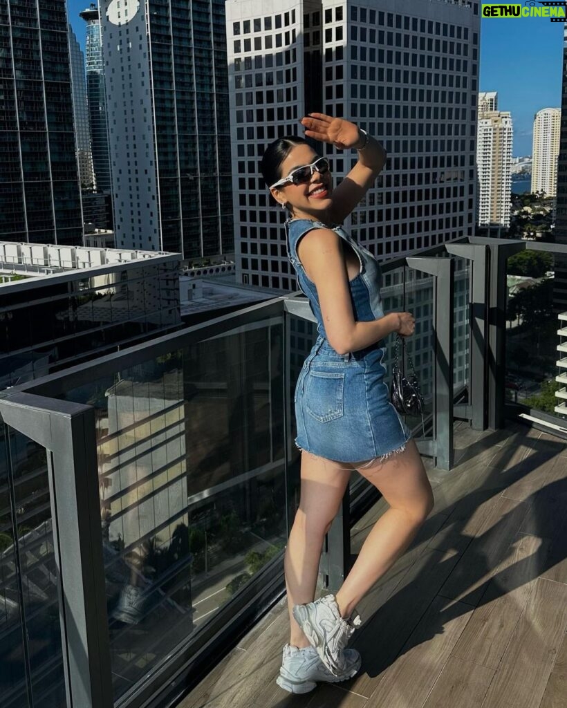 Kenia Os Instagram - las vibes Miami, Florida