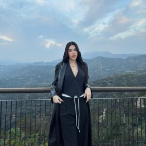 Kenia Os Instagram - 🖤 Cali cali Californiaaah Los Angeles, California