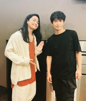 Kenjiro Tsuda Instagram - 「ライブアニメ『#ラプソディ』公開記念！キャストトーク&上演会」に #福山潤 君と参加させて頂きました。
キャストの皆様とのトーク、短い時間でしたが楽しかったです。
ありがとうございました。

ラプソディ、これからも応援宜しくお願い致します！

#吉田尚記 #津田健次郎