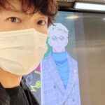 Kenjiro Tsuda Instagram - 自撮りの為に往復した回数ですか？ 4回、運がよかっただけですよ。 #七海建人 #津田健次郎 #ナナミン #ツダケン #ツダミン