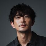 Kenjiro Tsuda Instagram - 「心太朗…腹減ってないか…？」 20代から70代まで、様々なシーンを演じさせて頂き光栄でした。 ありがとうございました。 #ラストマン #鎌田國士 #津田健次郎 #ツダケン
