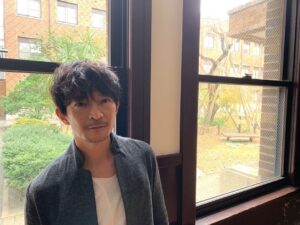 Kenjiro Tsuda Instagram - #お茶の水女子大学 の #徽音祭 にお邪魔しました。歴史ある講堂でトークさせて頂きました。学園祭は距離が近くて楽しいなぁ。良き時間でした。
ご来場頂きました皆さんありがとうございました。今回残念ながら来られなかった皆さん、また是非。
呼んで下さった学生スタッフの皆さん、心のこもった対応ありがとうございました。