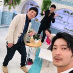 Kenjiro Tsuda Instagram - #あさイチ #博多華丸 #博多大吉 #近江友里恵 #津田健次郎 #kenjirotsuda #朝ドラエール instagram.com/2_da_ken/