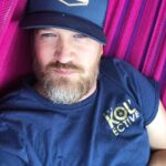 Kenneth Mitchell Instagram - Happy #StarTrekDay from the House of Kor. The way of the warrior. So grateful for this family and all the valuable initiatives. #StarTrekUnitedGives #StarTrek #StarTrekDiscovery #StarTrekFamily #LLAP #TheKOLective #startreklowerdecks • Join @startrekcbs today on Twitter for #StarTrekDay. For every person that tweets with #StarTrekUnitedGives today, they will donate $1 on your behalf to charities that help to create a better tomorrow by doing real world work today. Learn more at startrek.com/day. Link in bio. Studio City
