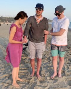 Kenneth Mitchell Instagram - Grateful to be able to take a few steps, feel my toes in the sand with my family and best friend. Always motivated and inspired by mother nature and the care of others. You never walk alone. 🌸 #ALS #YNWA #LLAP video credit: uncle Sean Malibu, California