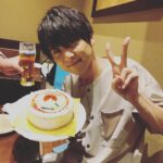 Kensho Ono Instagram – 「小野賢章のおののみ」
９月のマンスリーゲストに梶裕貴さんが登場！いろんな話が出来てとても楽しかったです！おののみでお祝いもしましたよ^_^
お誕生日おめでとうございます！！
#おののみ