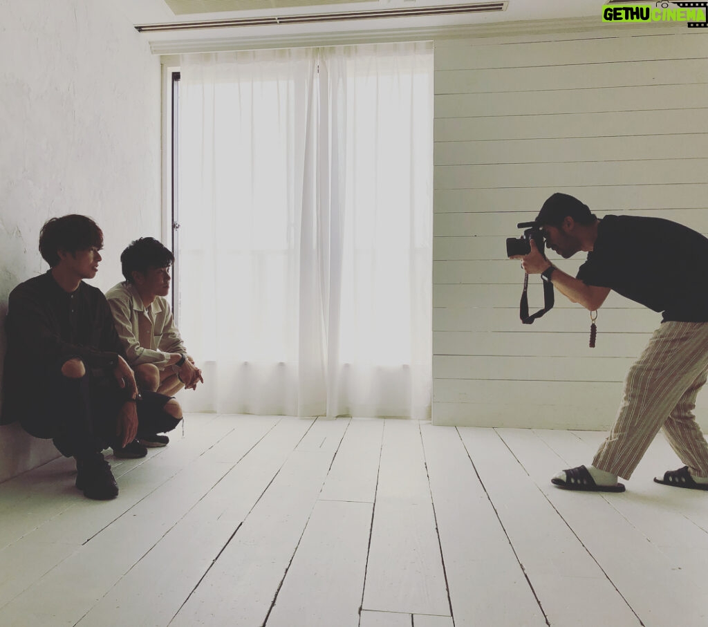 Kensho Ono Instagram - 雲水行脚2018 東京場所 ブロマイド撮影！ #小野賢章 #雲水
