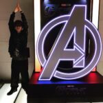Kensho Ono Instagram – 少し前ですが、『アベンジャーズ/エンドゲーム』を観てきました。MARVELを観続けてよかった。MARVELを好きでよかった。ヒーローが好きでよかった！！新作映画の公開を楽しみに送っていた日常がひとまず最後なのかな…。そんな思いで観に行ったらもう…。今までの作品を観てる人ならきっと同じ気持ちでしょう。マーベル作品の全てが詰まった作品で3時間があっという間でした。
一回観ただけだけじゃ足りない！もう一度映画館で観たい…！！
感動と興奮をありがとう。勇気をありがとう。はぁ…。思い出しただけで泣ける…。毎回推しヒーローが変わりそうになるぐらいみんなかっこよかったなぁ。困るぜ。とりあえず、もう一回映画館で観ようっと。
#アベンジャーズ #0426逆襲へ #ありがとうアベンジャーズ