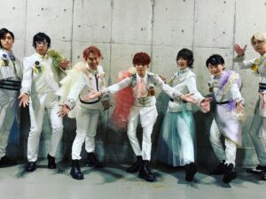 Kensho Ono Instagram - 『IDOLiSH7 LIVE BEYOND Op.7』
無事終了！本当にありがとうございました🌈
今回は単独ということもあり、出ずっぱりで、他の衣装で撮る時間がありませんでした…。
そして代永さんと撮れなかった😭