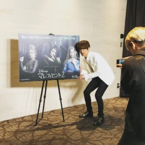 Kensho Ono Instagram - 観てね🕺

#マレフィセント2