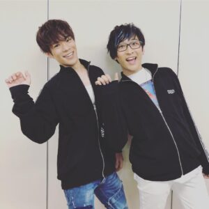 Kensho Ono Instagram - おれパラホストの先輩方と😎
#おれパラ #小野大輔 #鈴村健一 #森久保祥太郎 #寺島拓篤 #小野賢章
