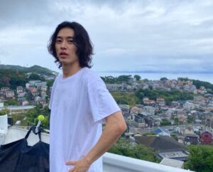 Kento Yamazaki Instagram - 日曜劇場
アトムの童
今夜9時スタート
子供から大人までみんな触れてきたであろう、日本が誇る
ゲームの話です
ものづくりへの熱や
仲間への思い
家族皆んなで楽しめる作品だと思います！
よろしくお願いします！
#PR