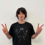 Kento Yamazaki Instagram - カレンダーの9月は 自分で写真に絵を描いてみました そしたらこんなTシャツができました #PR