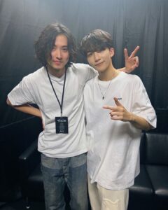 Kento Yamazaki Instagram - ジョンハン ありがとう 粋だね そして今日29歳なりました！ よろしくお願いします #SEVENTEEN #セブチ #ジョンハン #Jeonghan