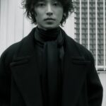 Kento Yamazaki Instagram - 「エル・ジャポン」9月号特別版本日発売！ #PR #サンローラン @ellejapan @ysl