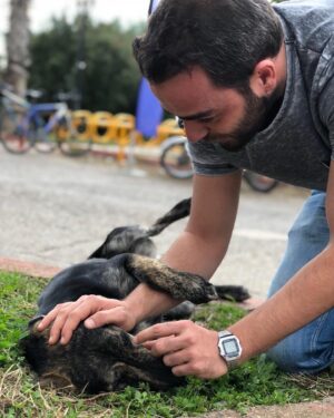 Kerem Fırtına Instagram - Gözünün çapağını sevdiğim.