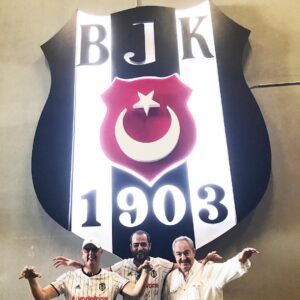 Kerem Fırtına Instagram - Aile boyu Kartal. @firtina.v & Dayı. @aslifirtina