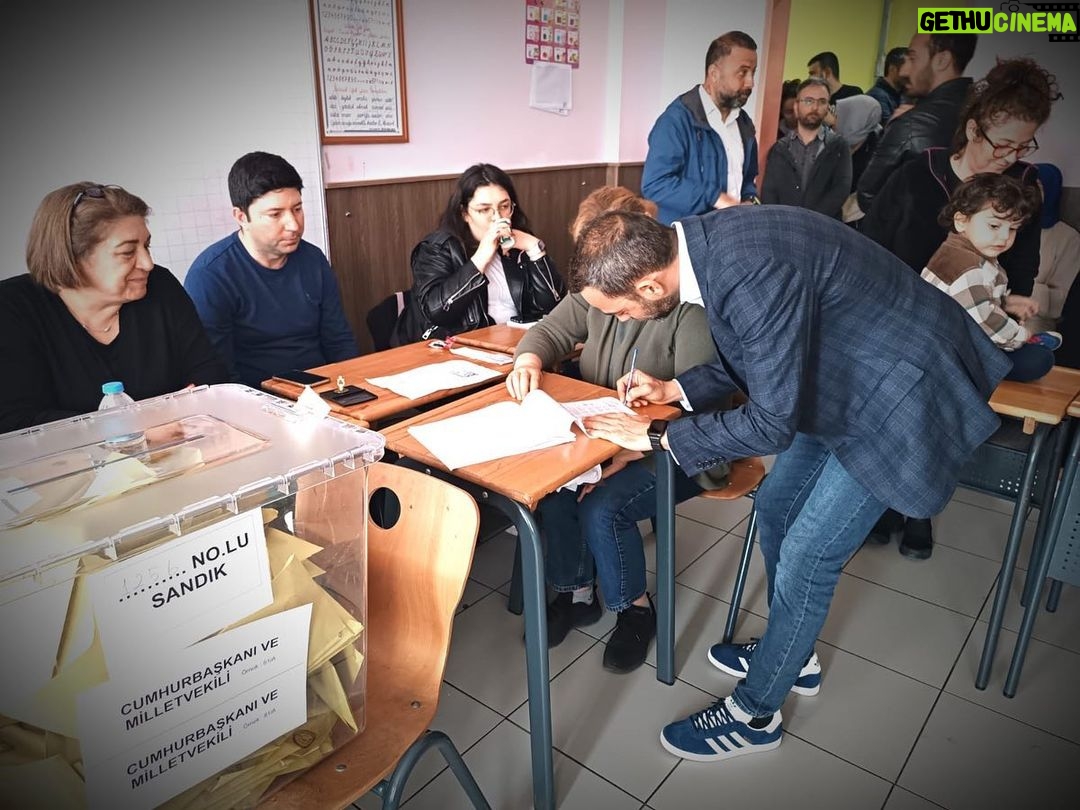 Kerem Fırtına - 50.5K Likes - Yepyeni bir döneme, özgür geleceğimize vesile olsun ✌️