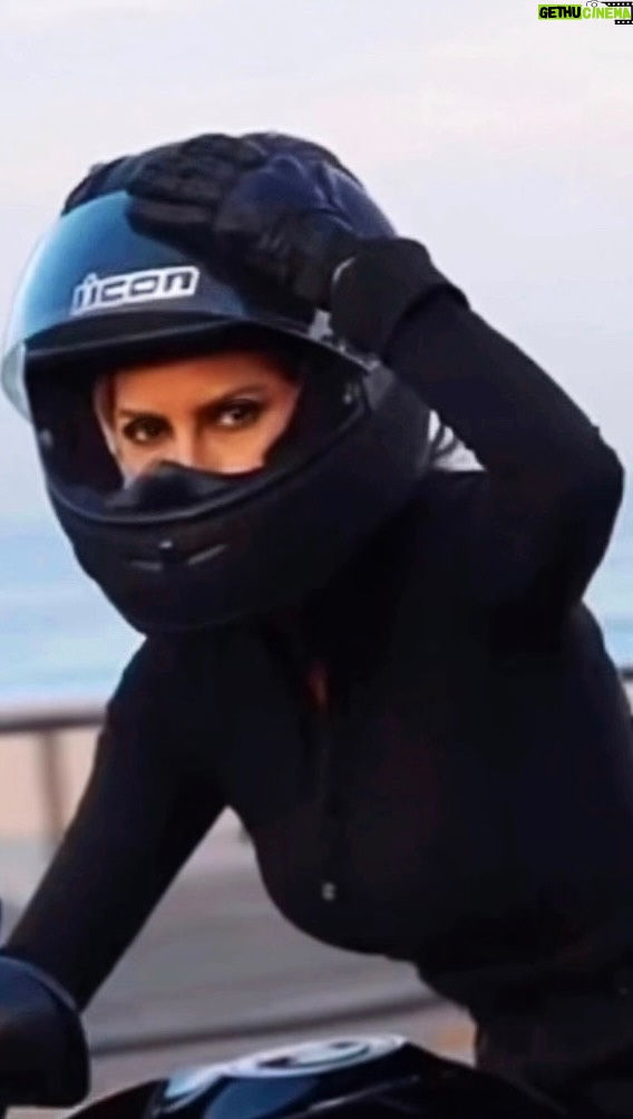 Kerri Kasem Instagram - “Four wheels move the body, two wheels move the soul!” I’ve been riding since I was a little kid much to my Dad’s chagrin. Started out on a little 50cc dirt bike and moved up from there! Thank you to the talented Phillip Wheeler @rectifyfilm for this footage! TY @garrett.thomson and @shawn.moomba for all your skills! #GSXR #motogirl #speed #girlrider @iconmotosports #icon