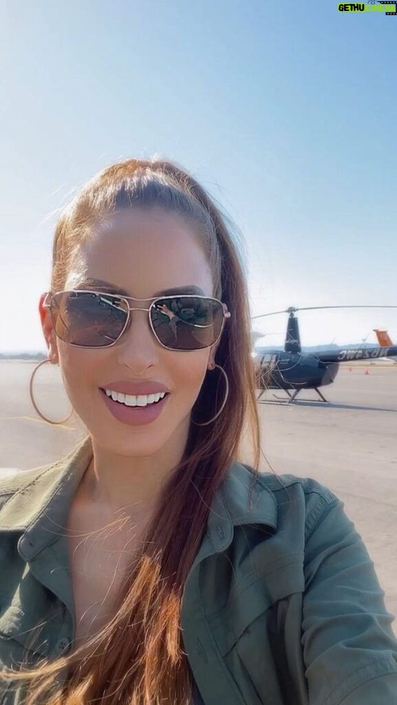 Kerri Kasem Instagram - Flying is my Freedom! 🚁🐎 What’s yours? 💃🏻🏄🏽‍♀️🛩🏕🎶⛵️🏝🏔 #helicopter #R22 #girlpilot #Happiness #flying