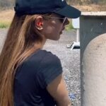 Kerri Kasem Instagram - Practice Makes Perfect! @Tarantactical ROCKS! Training with them just a few times has made a world of difference. TY Taran and Tetiana for the “quick magazine change” lesson! TY @tetianagaidar and the badass women trainers @savedgedoll and @megants!!! TY @sophiabanksc for the connection! #target #TaranTactical #tarantacticalinnovations