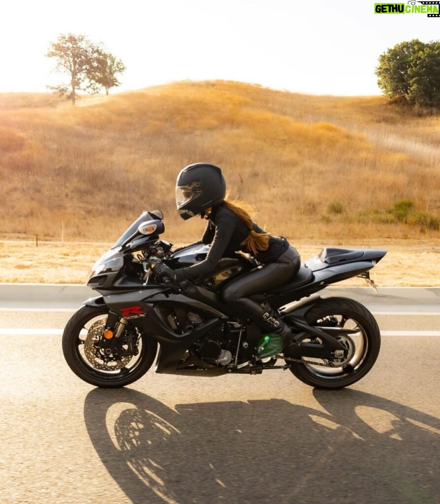 Kerri Kasem Instagram - Epic motorcycle shoot in Malibu with @rectifyfilm! We got beautiful shots riding along the coast and the hills. TY @shawn.moomba and @garrett.thomson #GSXR #icon #Malibu #GirlRider #Motorcycle