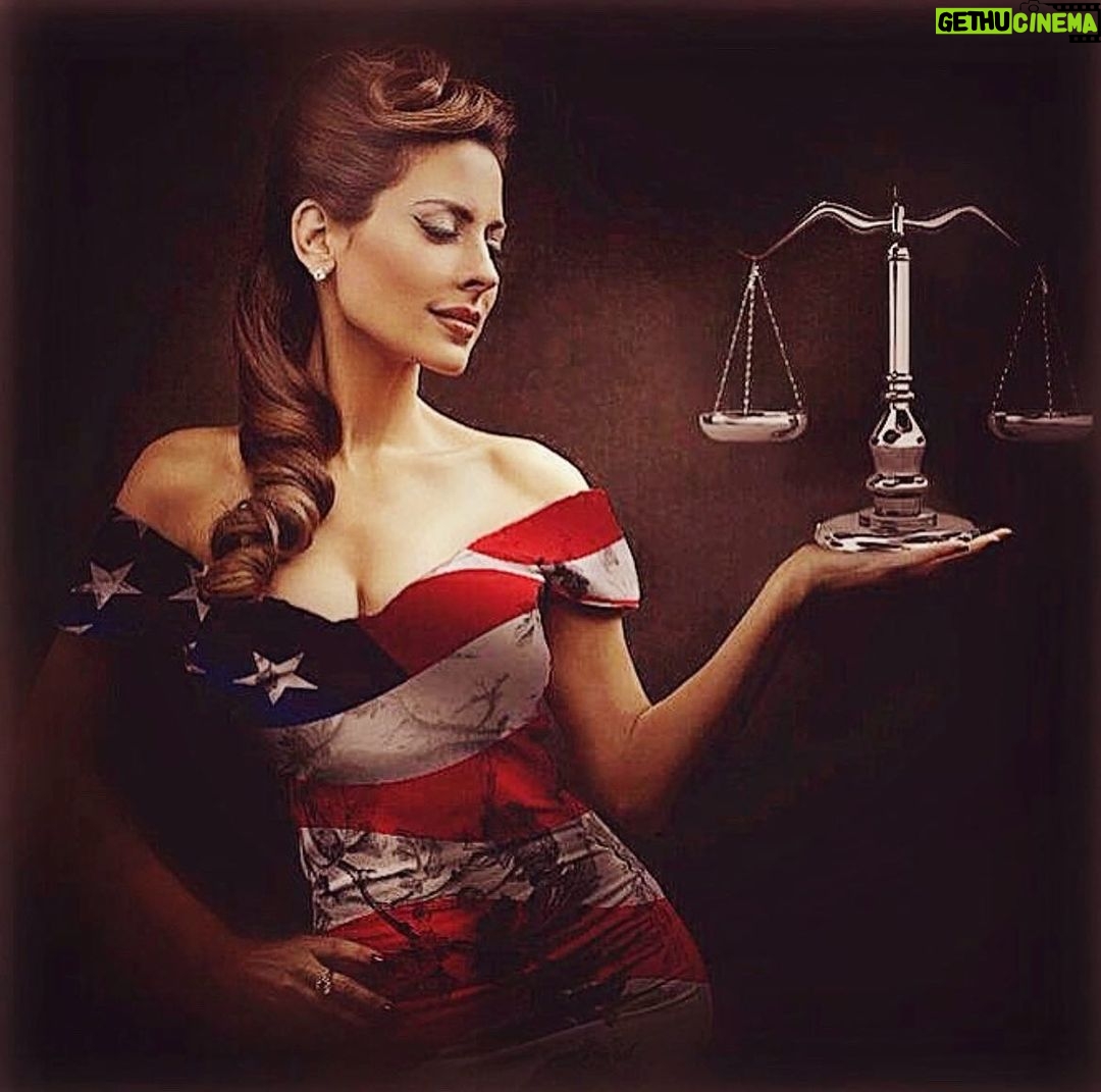 Kerri Kasem Instagram - HAPPY 4TH of JULY!!!! ๐บ๐ธ๐บ๐ธ๐บ๐ธ๐บ๐ธ๐บ๐ธ๐บ๐ธ๐บ๐ธ๐บ๐ธ I believe in this country and I believe in the constitution. I may not like what you say, or agree with it, but I will defend your right to say it! TY @jasonjosephnyc for your artistic skills with this picture!