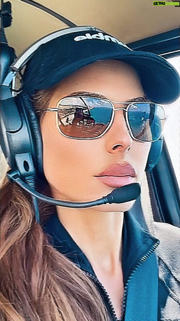 Kerri Kasem Instagram - Oceans to Everglades Flying makes me happy! It puts me in the present time no worries about the future, no worries about the past. I’m just there in that moment. What does that for you? #Florida #Ocean #Everglades #Helicopters #Happiness