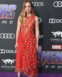 Kerry Condon Instagram - Avengers Endgame premiere last night 👊Thank you @simonerocha_ for the dress and @jeromecrousseau for the shoes ❤️ @amberdmakeup @ashleyzohar