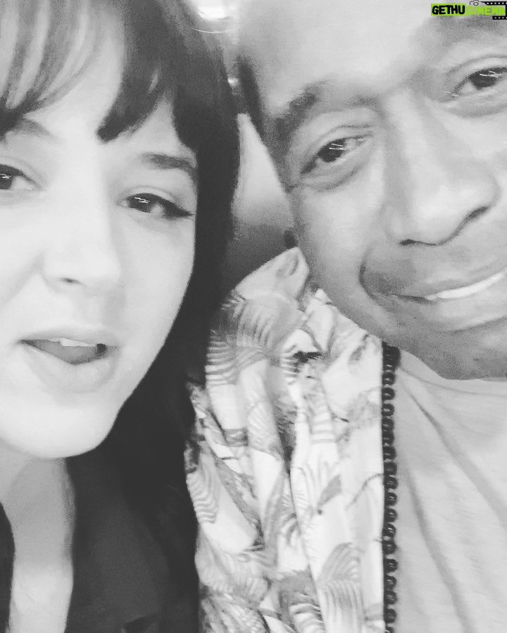 Kether Donohue Instagram - our attempt at a promo turned into clowning around like 5 year olds, which is exactly the magic @benvereen makes you feel when you’re with him ♥️😭 Can’t wait for you to see his infectious performance! 🌟🔥 #LegendAlertContinued 🏆🏆@bpositivecbs S2