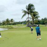 Kevin Connolly Instagram – Birdie in the Bahamas!!!