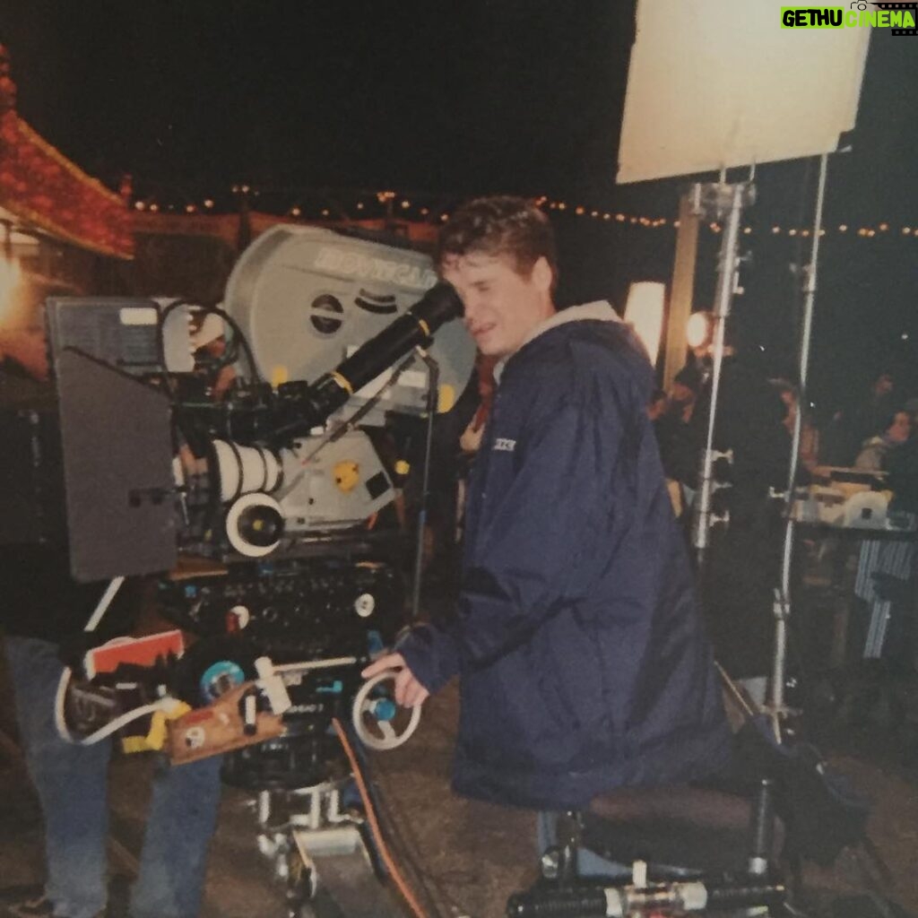 Kevin Connolly Instagram - #tbt The Notebook!!! Nick Cassavetes giving me my first shot behind the camera #carnivalscene @paul_smenus Charleston, South Carolina