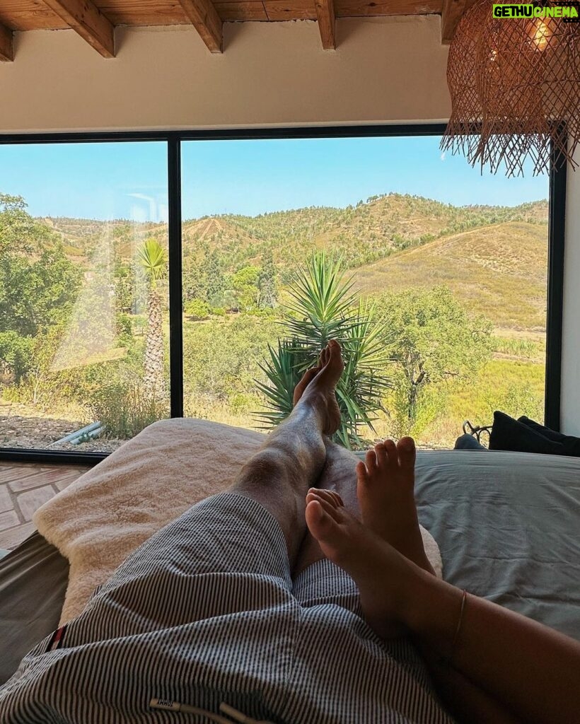 Kevin Dias Instagram - summer you’ve been good to me 💚 Algarve, Portugal