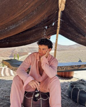 Kevin Dias Instagram - 🦂🏜️🐪🌵🧞‍♂️

(merci @beagafay pour cette expérience inoubliable)