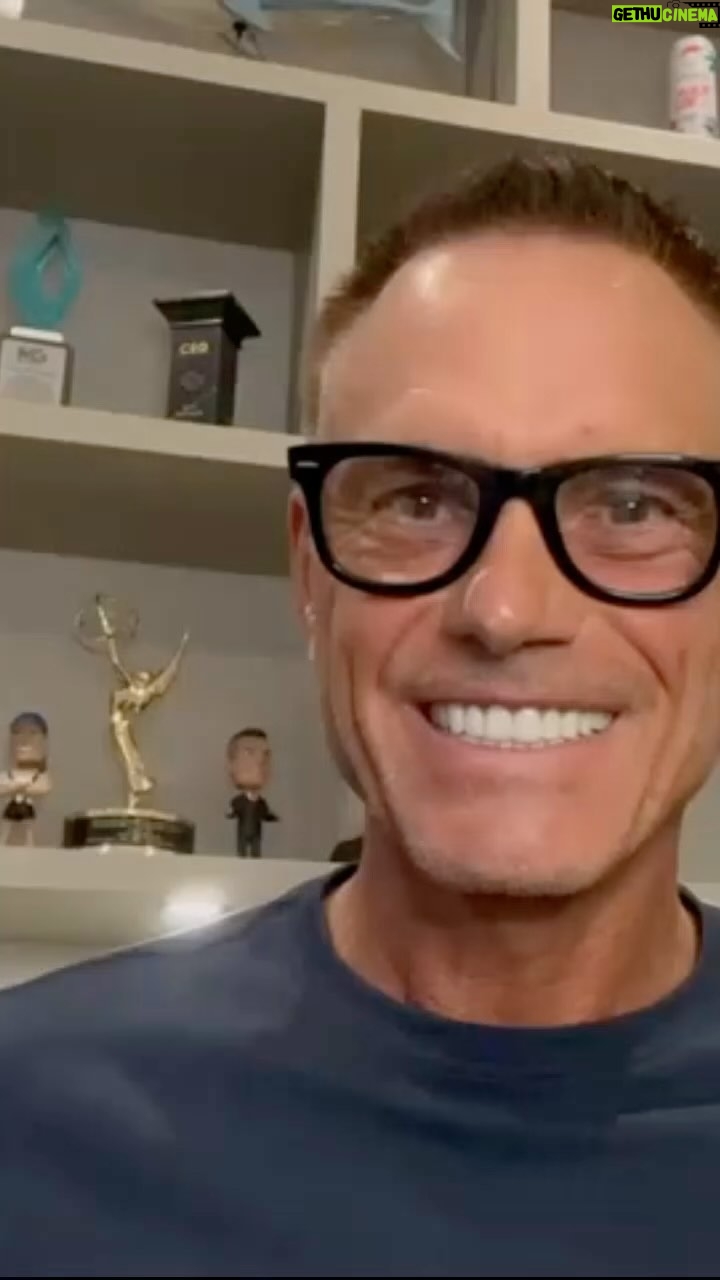 Kevin Harrington - 1.7K Likes - Want to brainstorm with me on Zoom? If so, grab my new book, a #1 bestseller on Amazon - “Mind-Stirring Business Secrets”. Send a screenshot of your receipt to kh@kevinharrington.tv for a chance to win. Offer ends in 1 week. Let’s go!! 💪🚨 For bonus, from the book, you’ll learn from 20 top entrepreneurs and business leaders, including CEO, @authorjjhebert @christenhagan and @chris.j.masiello
@mindstirmedia