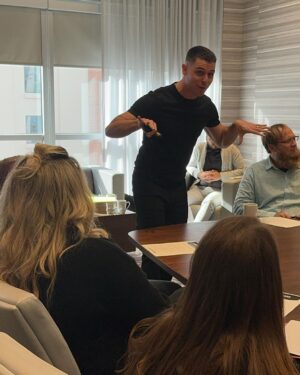 Kevin Harrington Instagram - A Day With A Shark event in St. Pete with some of the world’s top entrepreneurs. This group of exceptional business owners are taking action!! They’re growing and not looking back…… my dream team and I are going to help them get there!! LET’S GO!! 

If you want to be a part of the next event and you think you qualify, grab the link @realkevinharrington bio!! Or go to adaywithashark.com 🚀