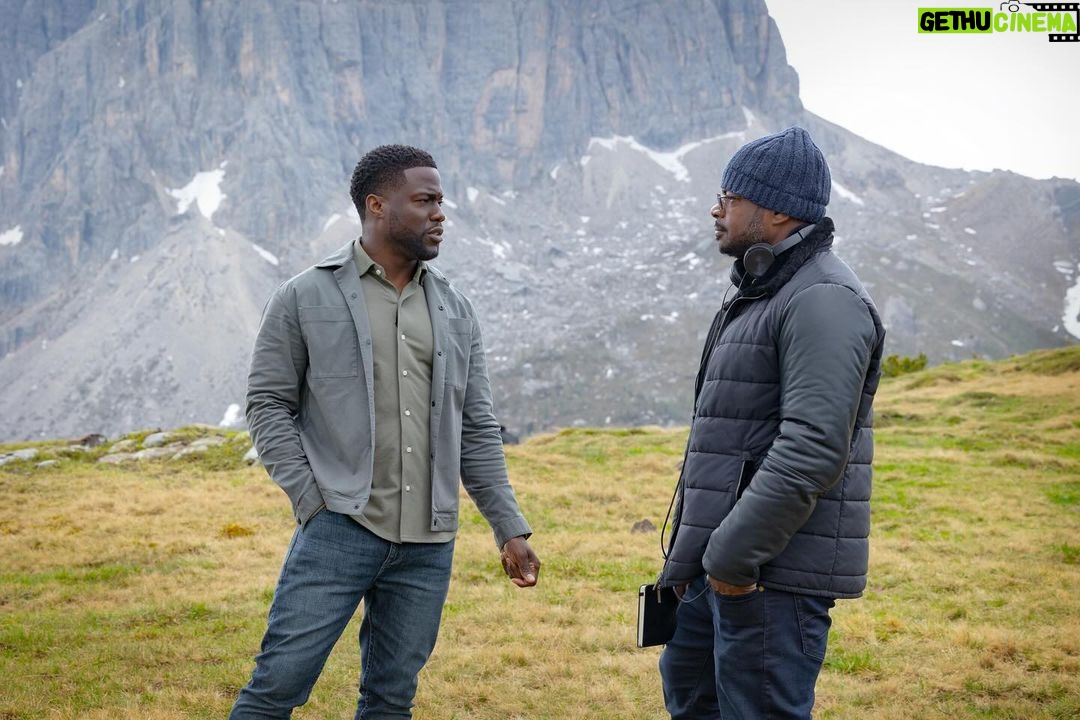 Kevin Hart Instagram - A glimpse behind the scenes of #Lift ๐ฌ So much love & effort put into this action packed film ๐ฅ Whatโs your favorite scene from the movie? ๐โ๏ธ @netflix #BTS