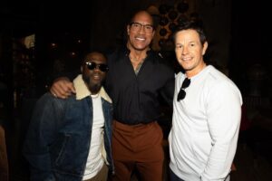 Kevin Hart Instagram - Another amazing Super Bowl weekend in the books!!!!!! #LiveLoveLaugh