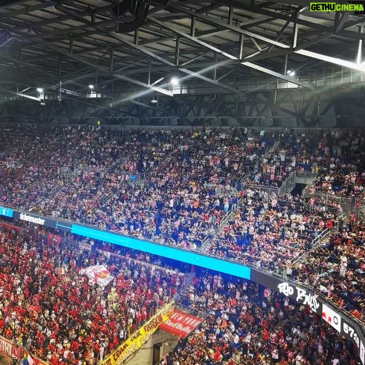 Kevin Patrick Egan Instagram - MessiMania takes over New York City! Another brilliant experience alongside incredible teammates for Apple TV and MLS. We had a sold out Red Bull Arena, thousands watching live on the giant screens in Times Square, and fans of the 🐐 tuning in from all over the world. These are such special times ♥️⚽️ #MLS #Messi #RBNY #InterMiami #GOAT