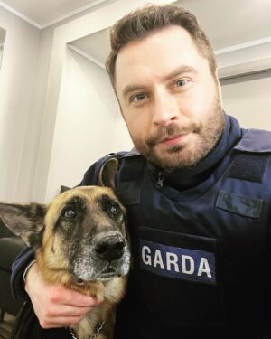 Kevin Ryan Instagram - It’s bring your pet to work day on #Harrywild Why might you ask? Because we love dogs! Dogs 🐕 @acorn_tv #acorntv @rteone #charliewild @gardainsta #garda #filming #ireland #irishtv #irish #television