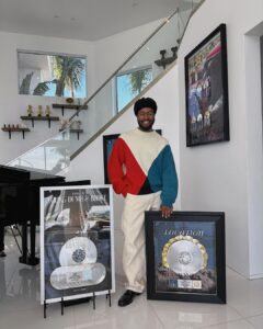 Khalid Instagram - 2 diamond records at 25. Next album out at 26. I love you all ❤️