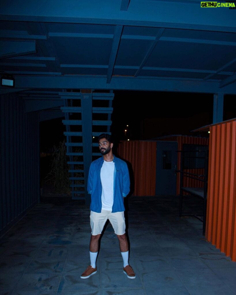 Khalifa Al Bahri Instagram - 💙 أزرق