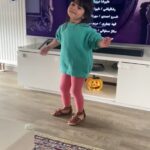 Khosrow Ahmadi Instagram - بهترین تبلیغ برای سریالی که افتخار همکاری داشتم. اونم روز عید. سریال خوشنام. هرشب ساعت ۲۲
