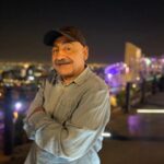Khosrow Ahmadi Instagram - سلام. امسال تولد خودمو خودم به خودم تبریک میگم. وشاکرم به خاطر اینهمه لطف خدا و بنده های خوش انرژیش که زاد روزمو انقدر دلنشین کردن اینجاس که میگن خدا دوستت داره. از همه عزیزان بابت تبریک تولدم ممنونم. ۳/۲۸