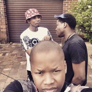 Khulu M. Skenjana Instagram - @mzansi_fosho @tempy_pushas