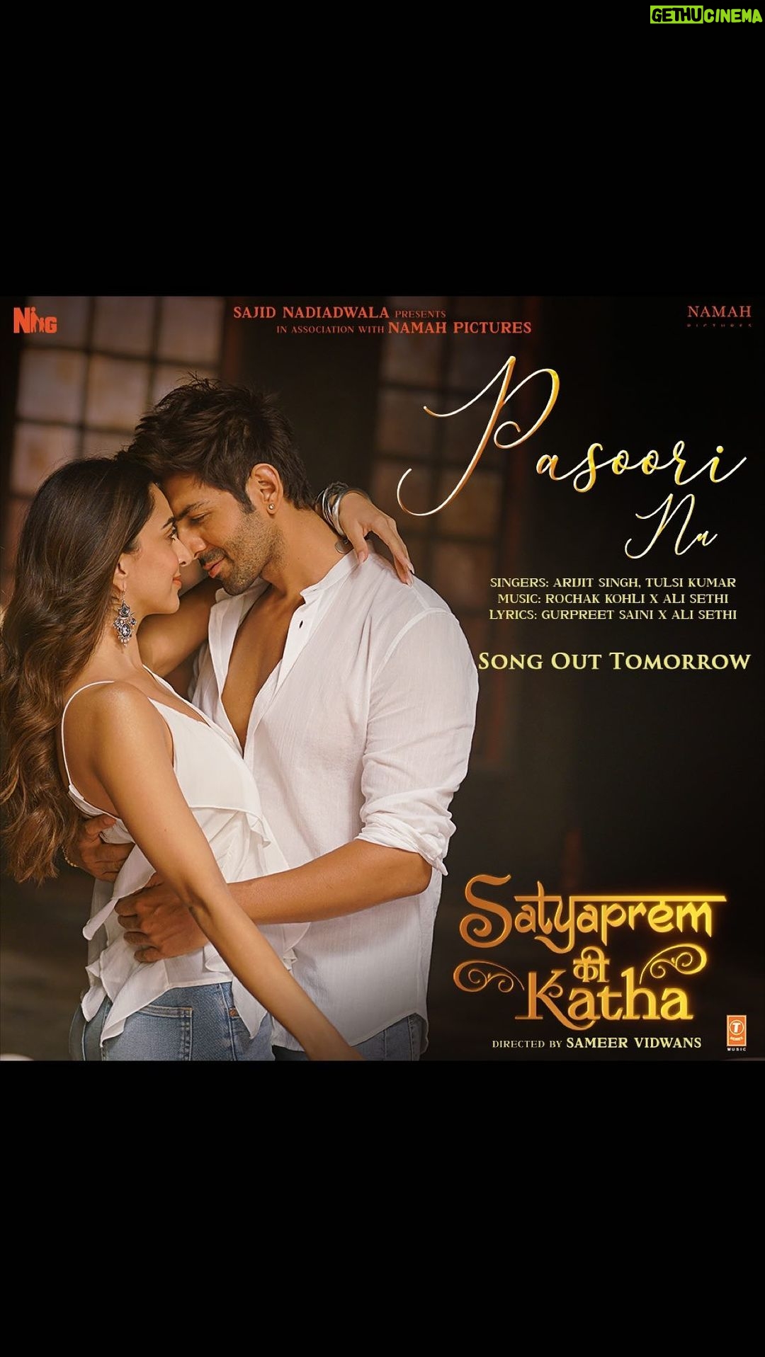 Kiara Advani Instagram - Relive the global hit! Your favourite track coming soon π€β¨ #PasooriNu Song Out Tomorrow #SajidNadiadwala #SatyaPremKiKatha #29thJune @kartikaaryan @sameervidwans @shareenmantri @arora.kishor @karandontsharma @kamera002 @nadiadwalagrandson @namahpictures @wardakhannadiadwala @arijitsingh @rochakkohli @alisethiofficial @tulsikumar15 @ghuggss @gajrajrao #SupriyaPathakKapur @randeria_siddharth @shikhatalsania @rajpalofficial @anooradha_patel #BhushanKumar @tseries.official @penmovies