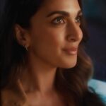 Kiara Advani Instagram – Current mood: Shining brightly🌝

Can you guess why? @marsgalaxyindia and I will let you know real soon!