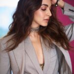 Kiara Advani Instagram - The world isn’t black and white. All the magic is in the grey 🩶